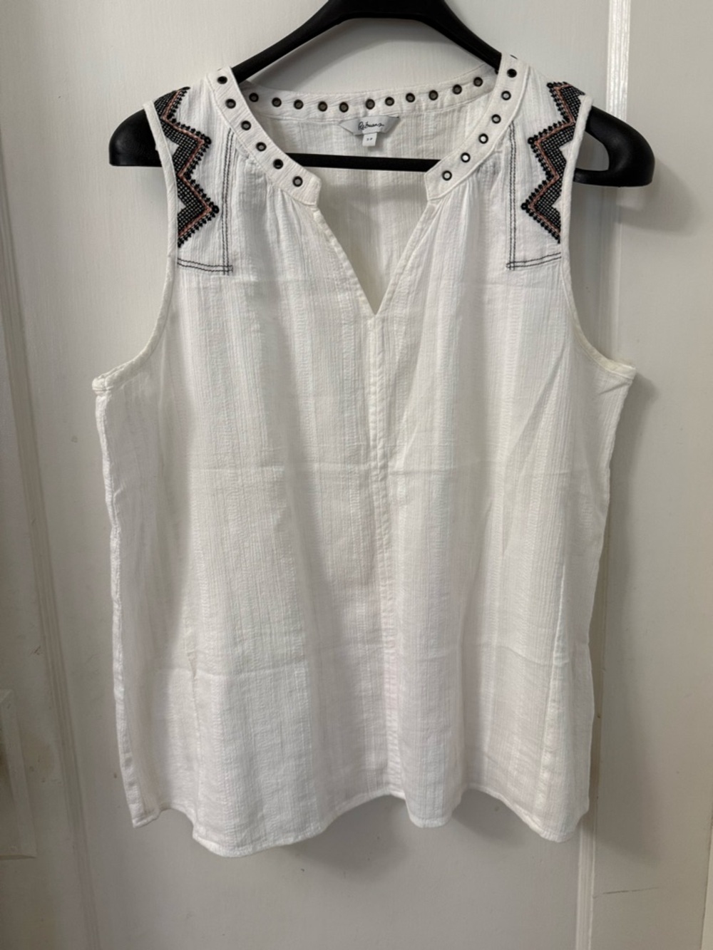 100% WHITE THIN COTTON SLEEVELESS  TOP